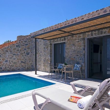 Varkotopi Villas 아요스 파블로스 외부 사진