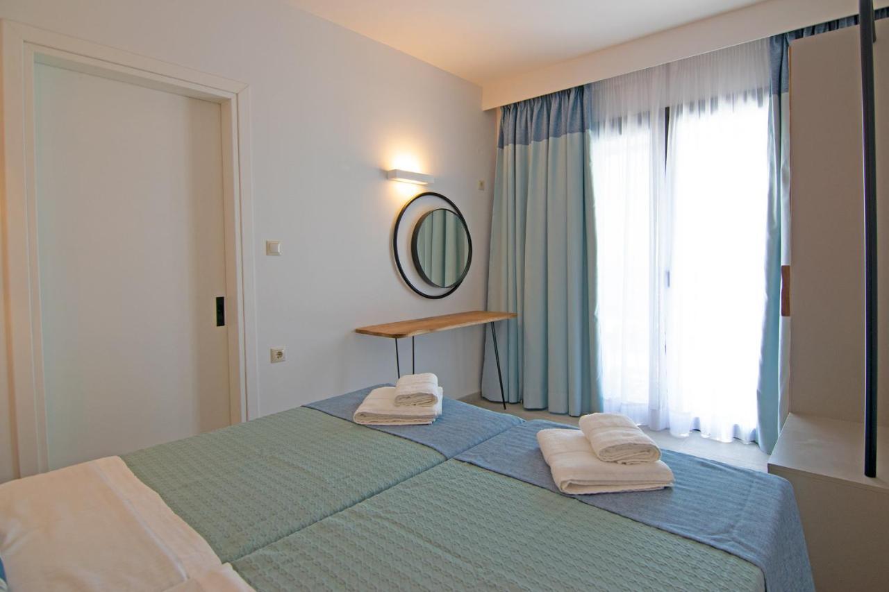 Varkotopi Villas 아요스 파블로스 외부 사진