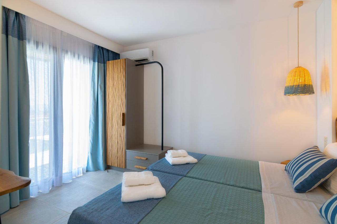 Varkotopi Villas 아요스 파블로스 외부 사진