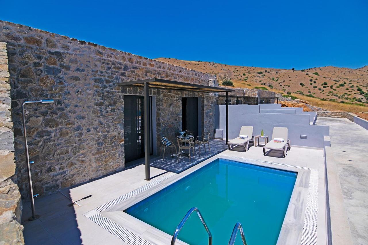 Varkotopi Villas 아요스 파블로스 외부 사진