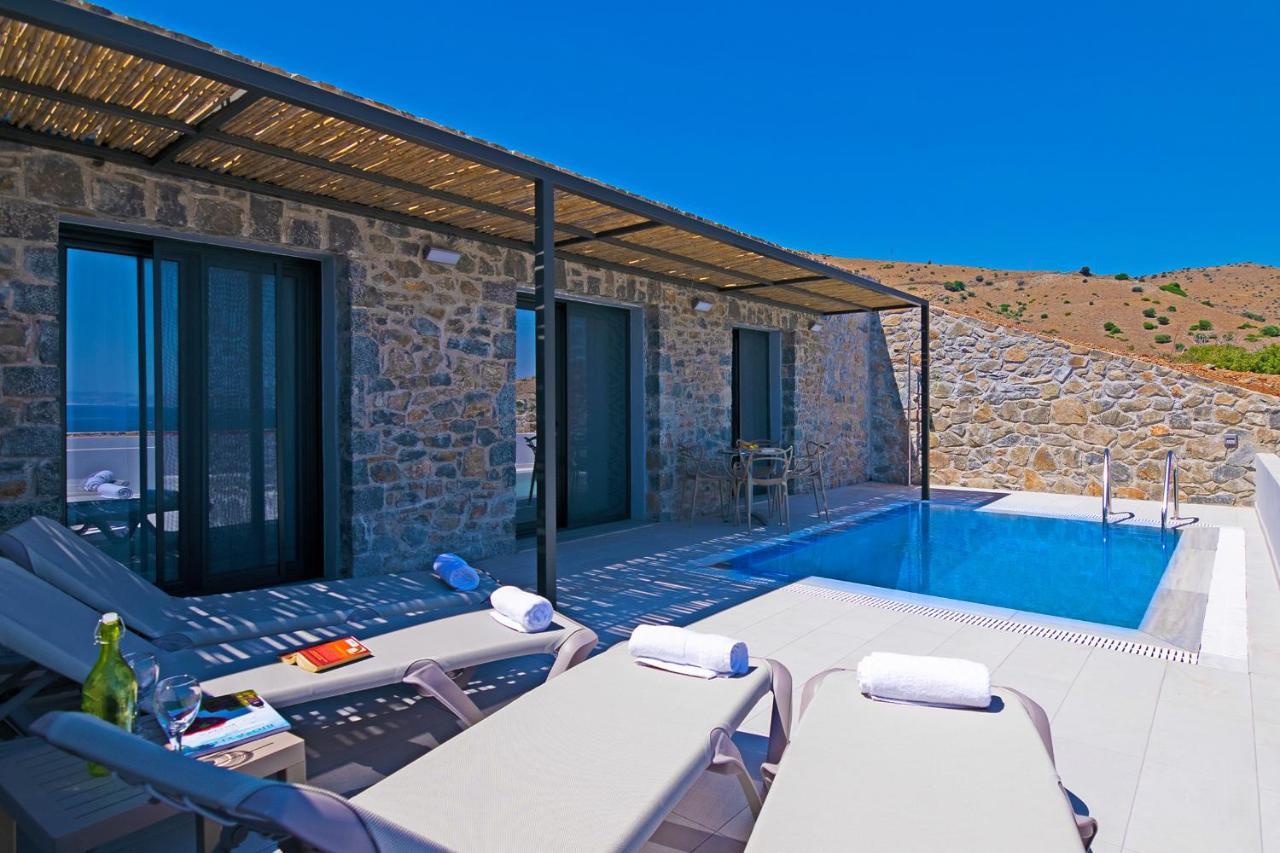 Varkotopi Villas 아요스 파블로스 외부 사진