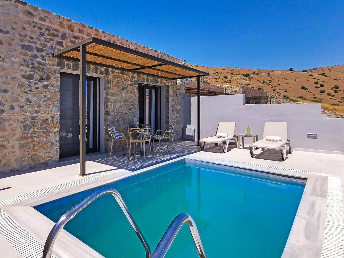 Varkotopi Villas 아요스 파블로스 외부 사진
