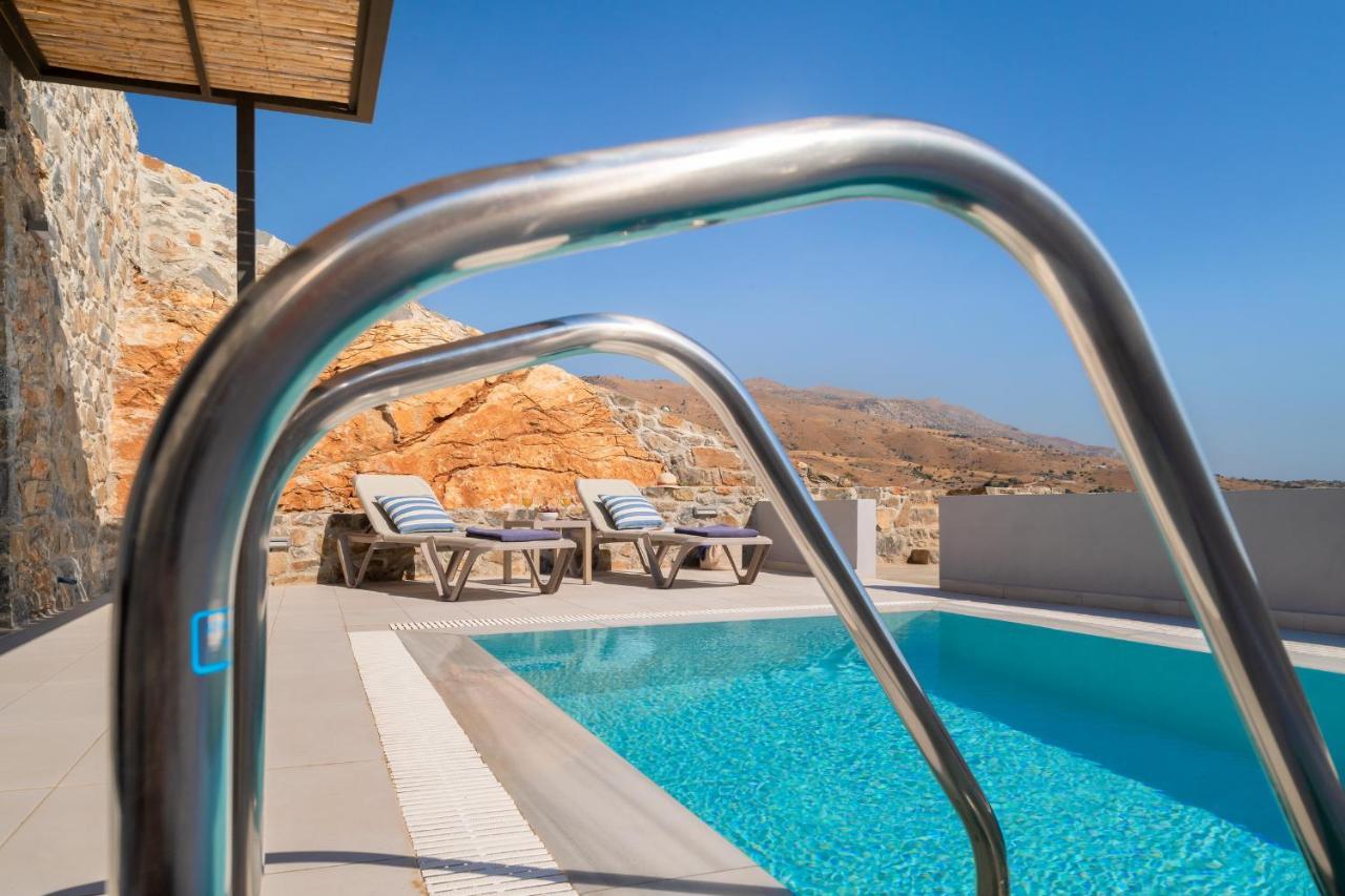 Varkotopi Villas 아요스 파블로스 외부 사진